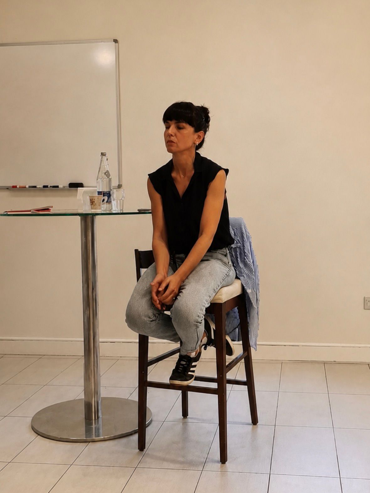 Martina durante un momento di ascolto in un workshop